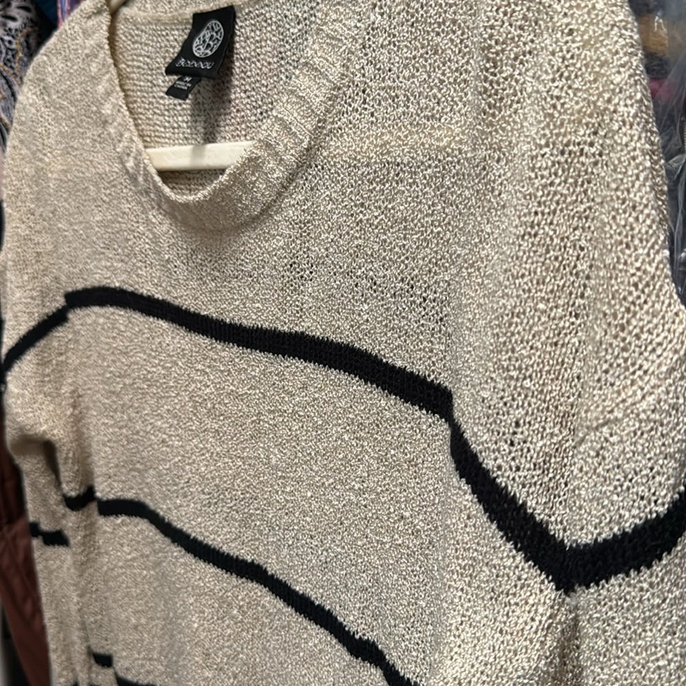 Light sweater - Picture 2 of 4
